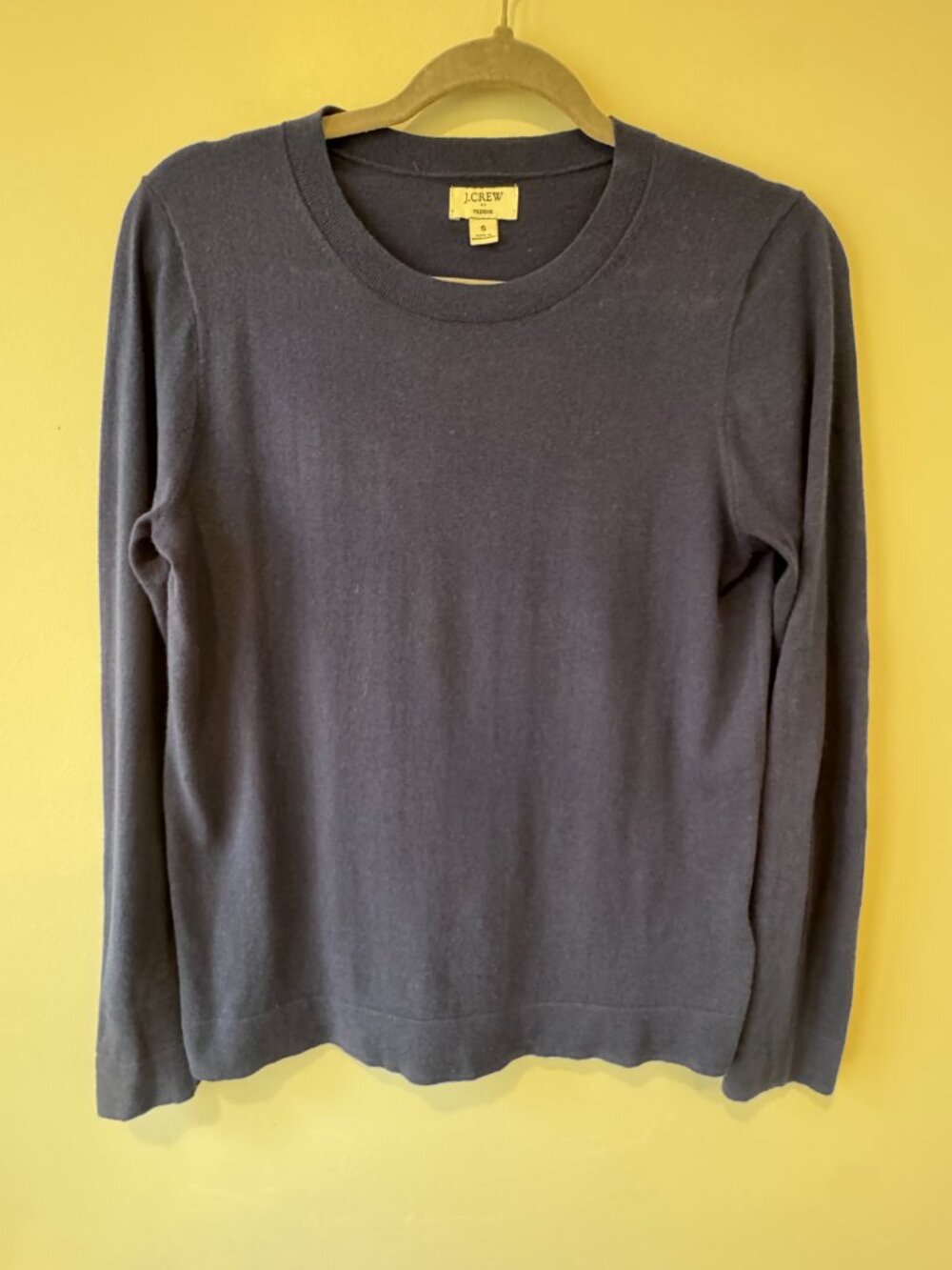 J.Crew Classic Fit Crewneck Blue Sweater – Women’s S 🔥 - Picture 2 of 7